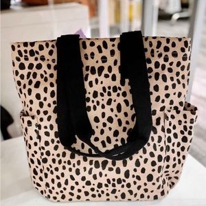 Universal Thread leopard print tote bag for women